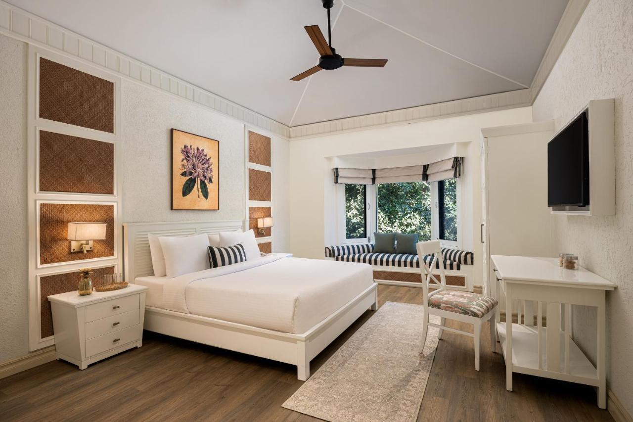 The Riverview Retreat Corbett By Leisure Hotels Garjia Bagian luar foto