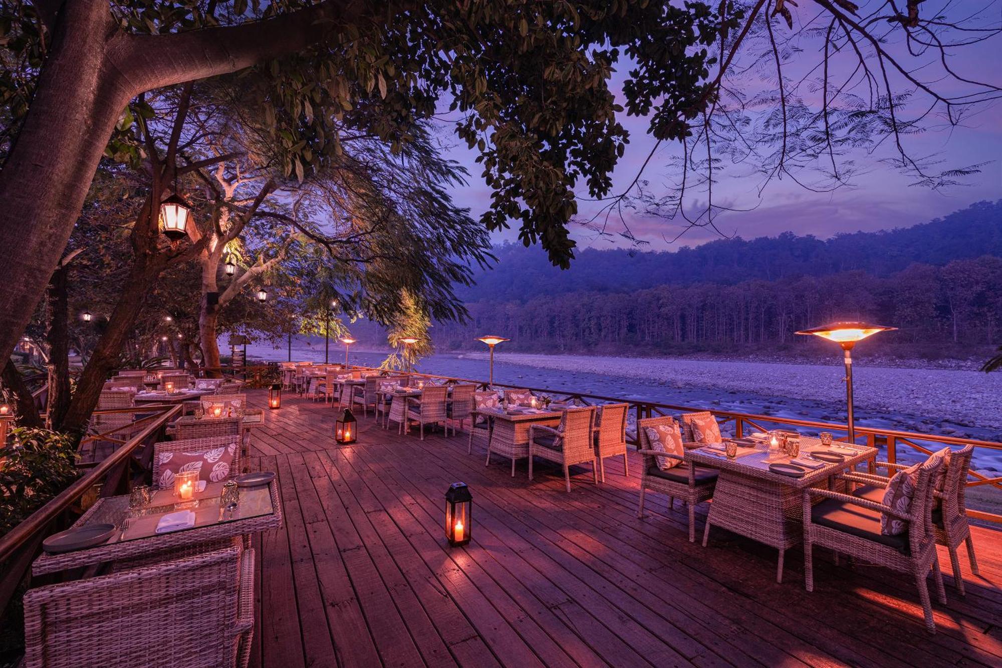The Riverview Retreat Corbett By Leisure Hotels Garjia Bagian luar foto
