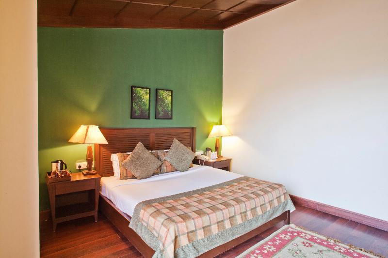 The Riverview Retreat Corbett By Leisure Hotels Garjia Bagian luar foto